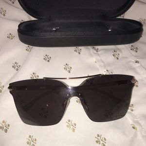 NWOT BOSS Shield sunglasses with riveted hinges